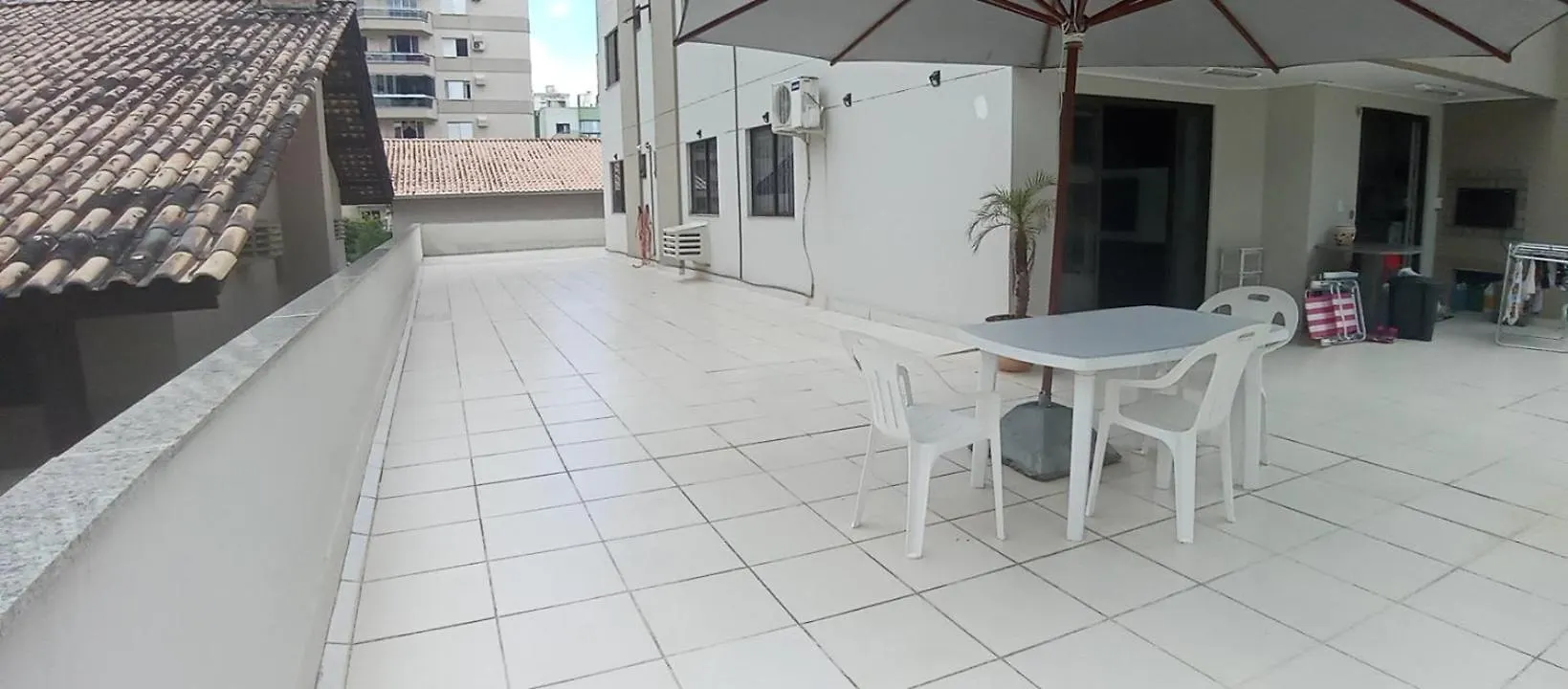 Daire Amplo Apartamento Para Aluguel Diario Numa Das Melhores Praias De Sc. Meia Praia Brezilya
